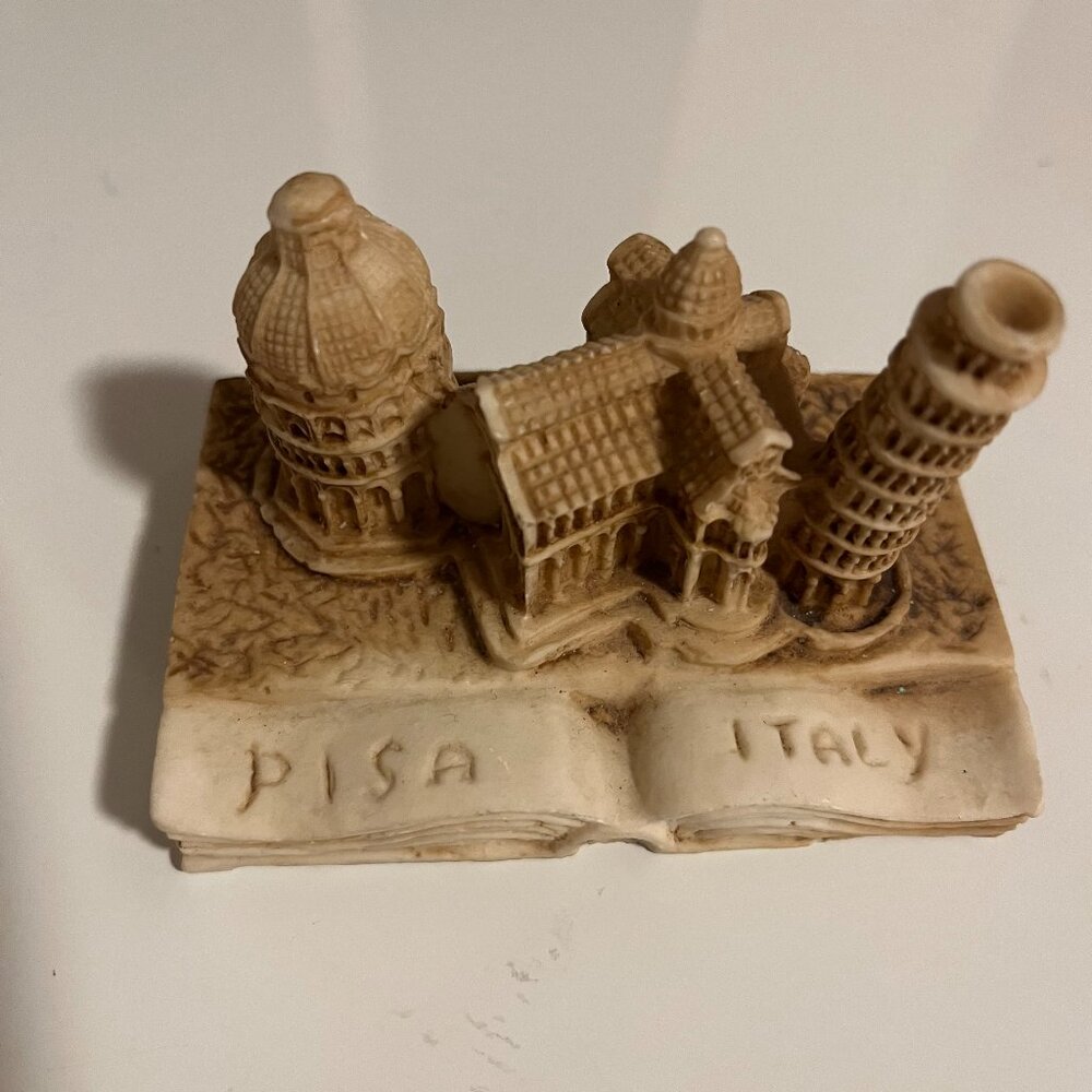PISA, ITALY FAMOUS LANDMARKS Miniature Resin FIGURINE - PREOWNED
